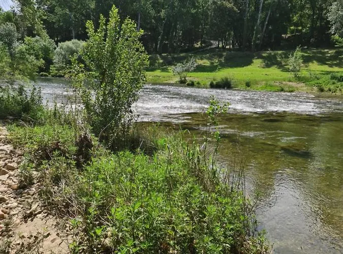 Le Domaine Du Moulin De Cors